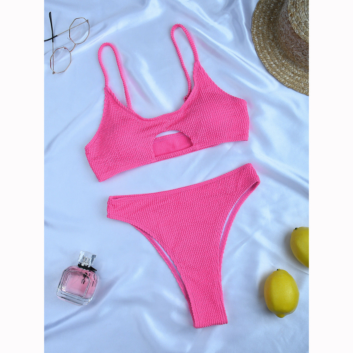 Bikini européen taille haute