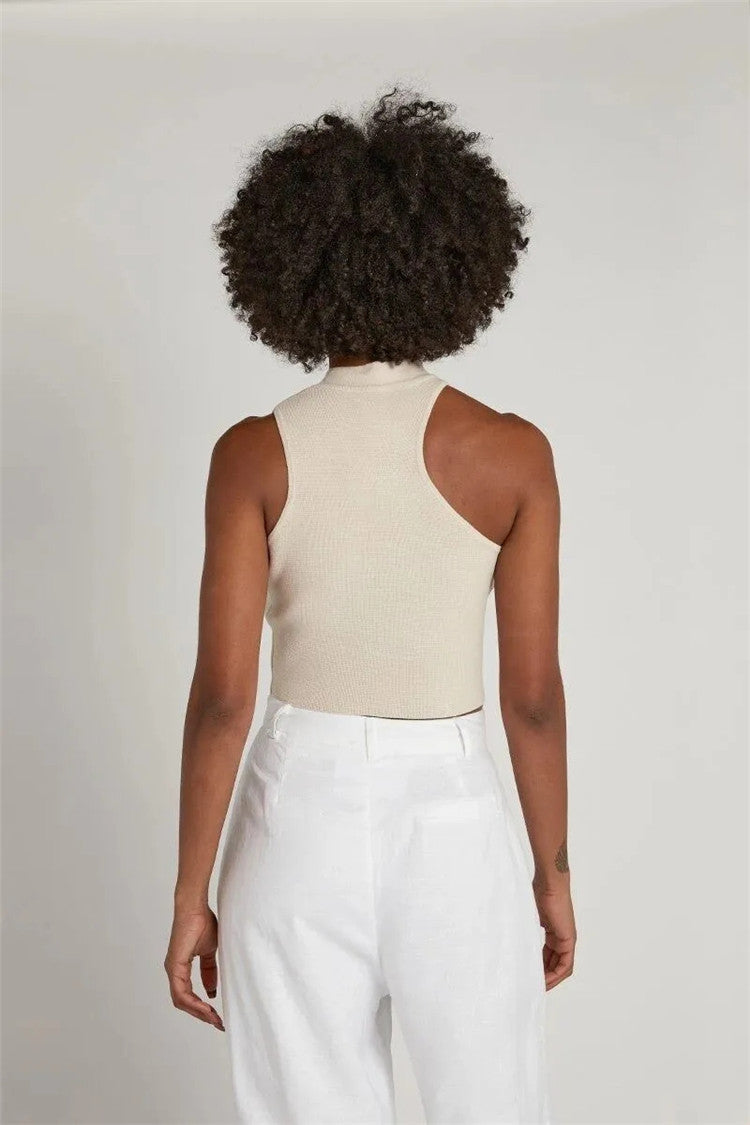 Gilets sans manches à la coupe asymétrique