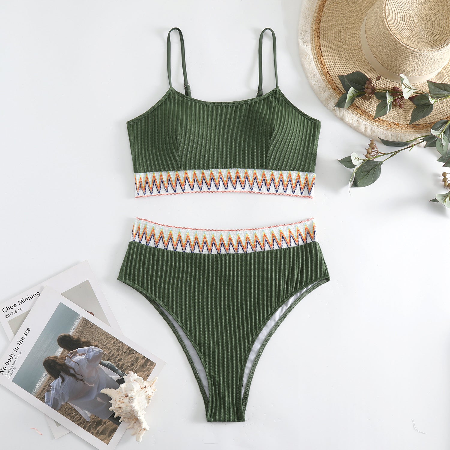 Bikini à bretelles fendues