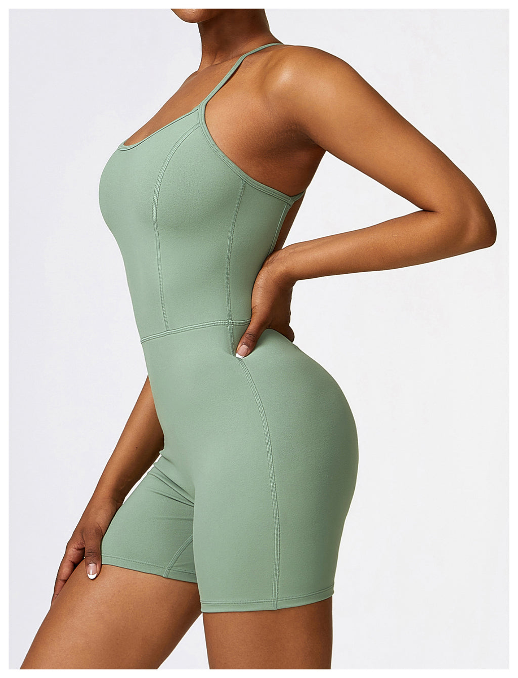 Combinaison de yoga gainante et galbe-fesses