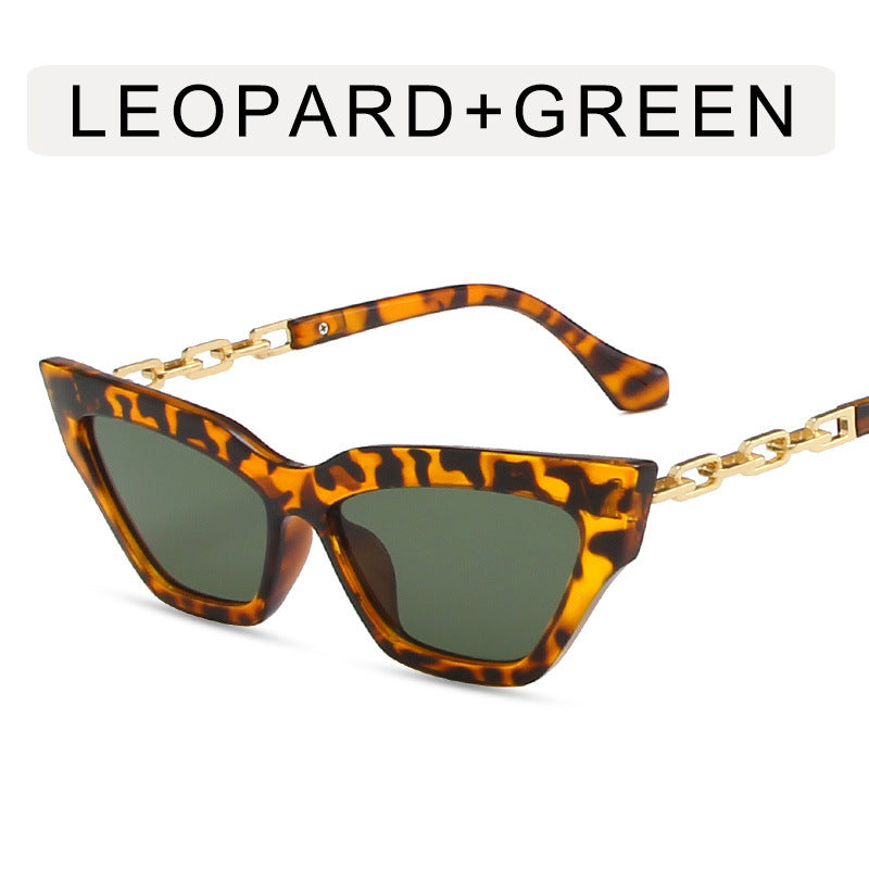 Lunettes de soleil œil de chat avec chaîne femme