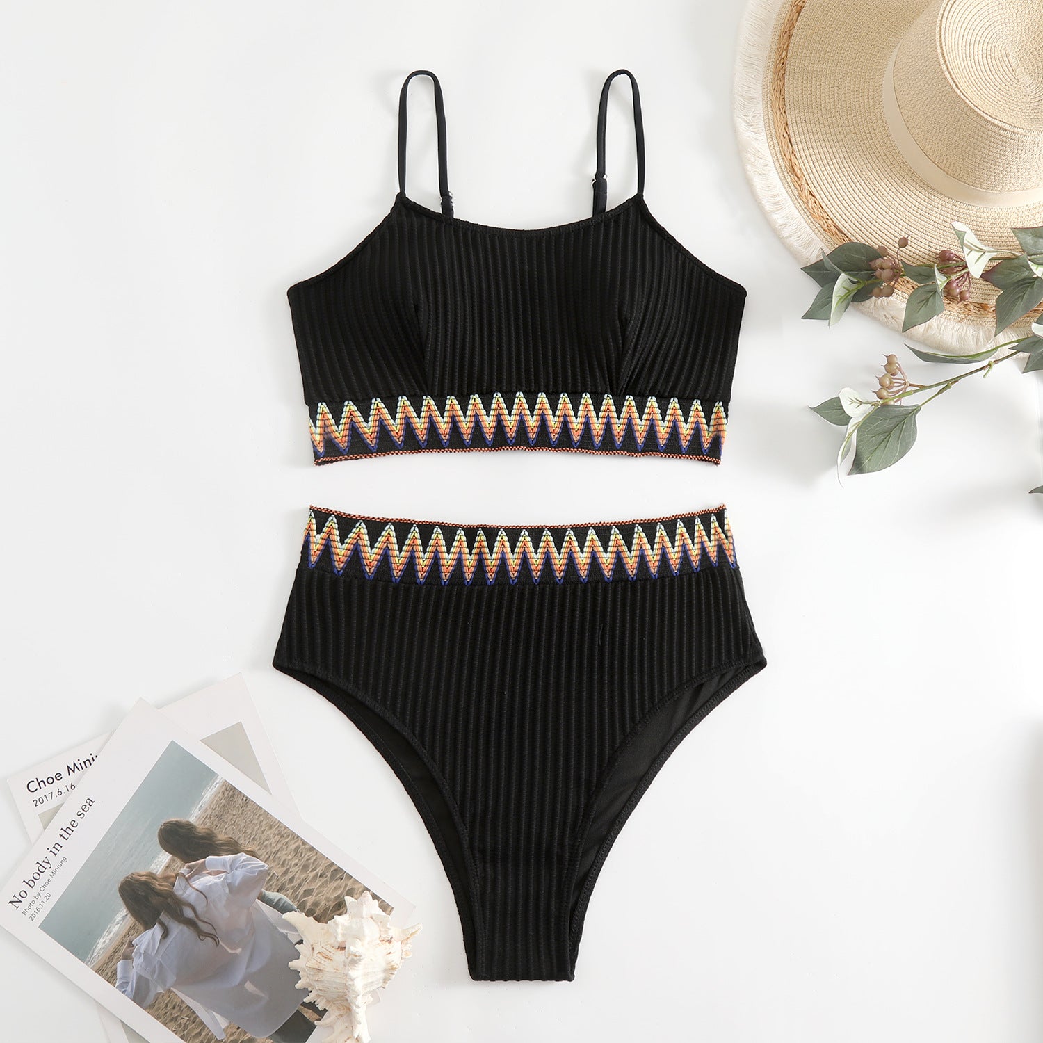 Bikini à bretelles fendues